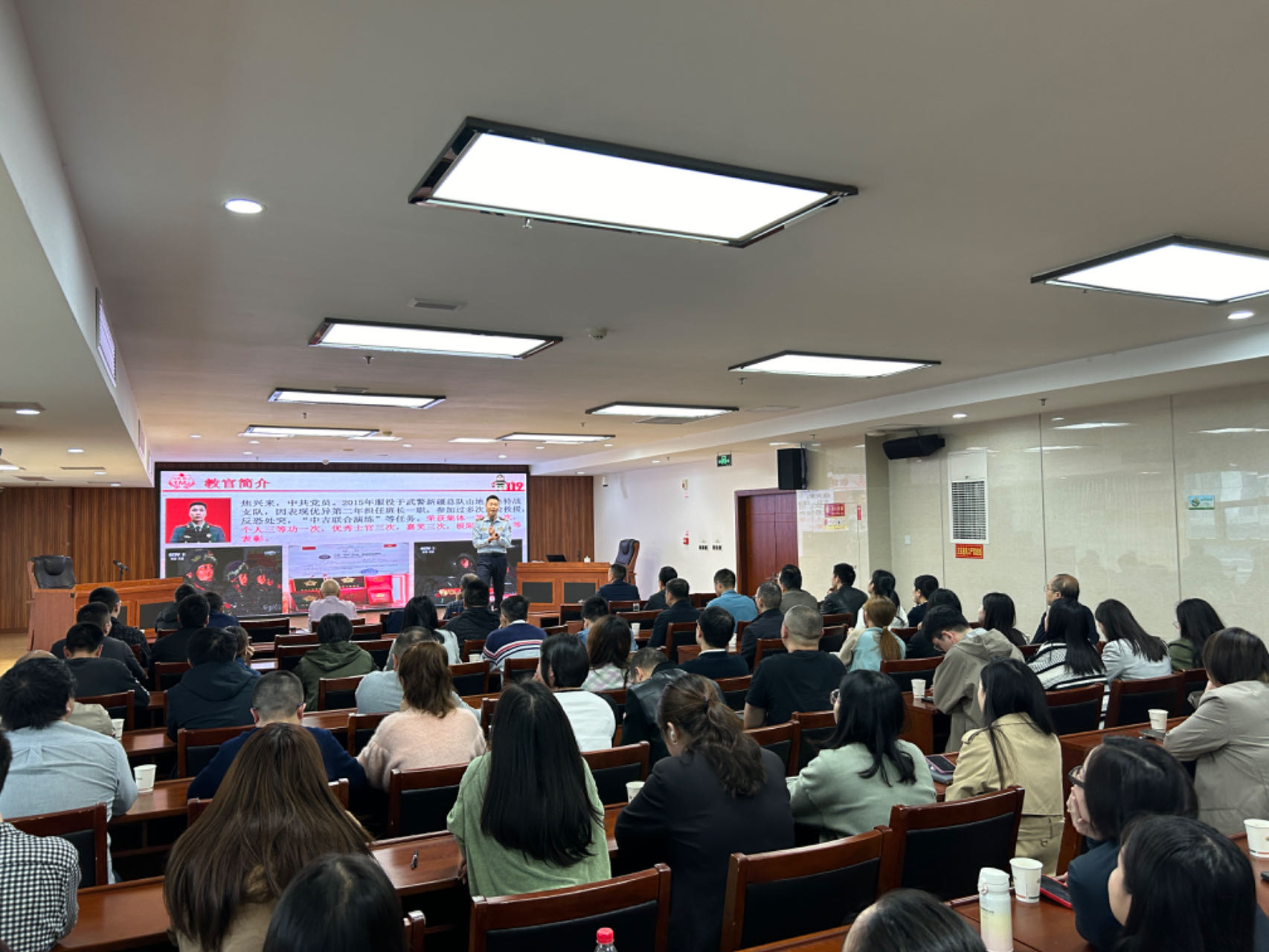 1.jpg 新葡京(中国)官方网站
